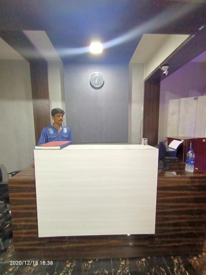 ثين Hotel Riviera Residency المظهر الخارجي الصورة