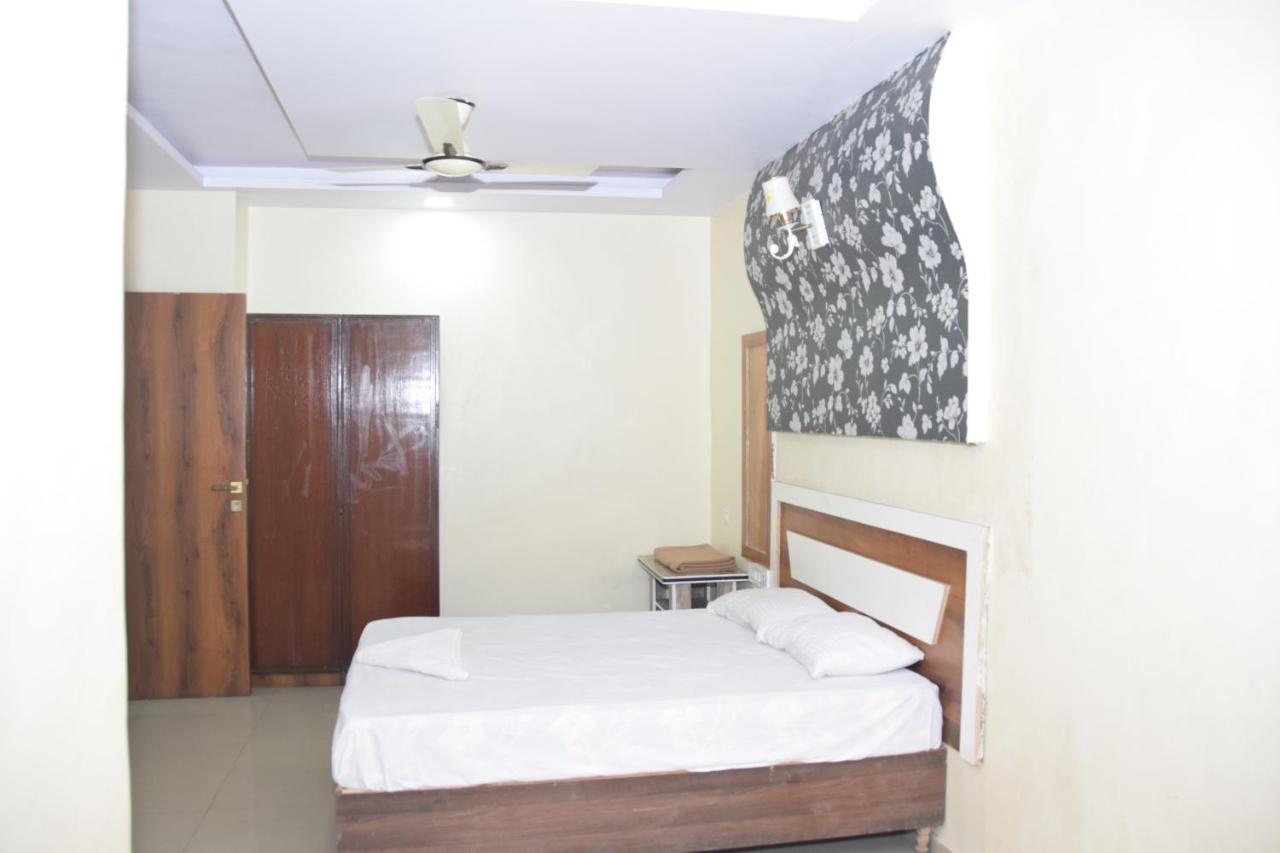 ثين Hotel Riviera Residency المظهر الخارجي الصورة