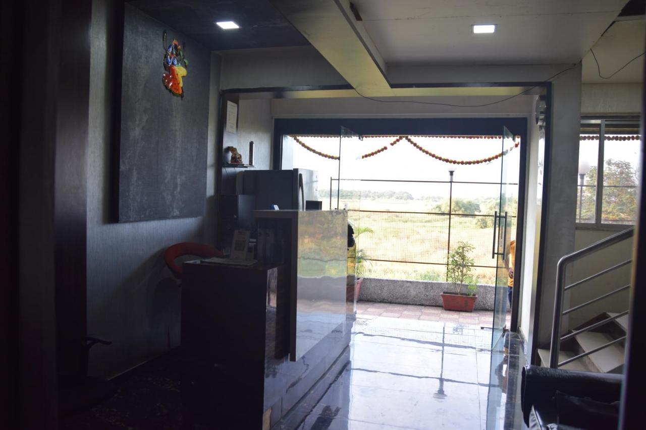 ثين Hotel Riviera Residency المظهر الخارجي الصورة